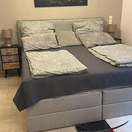 Lägenhet Quiet 1-bedroom - Ideal For Small Familiy & Work