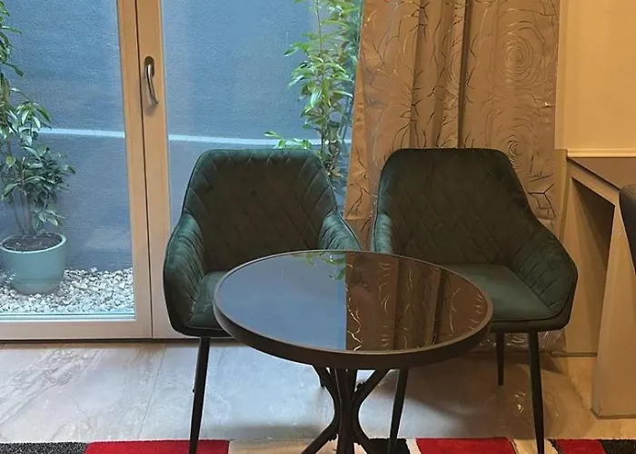 Einzimmerwohnung Mit Kueche Und Grossem Bad Апартаменты *